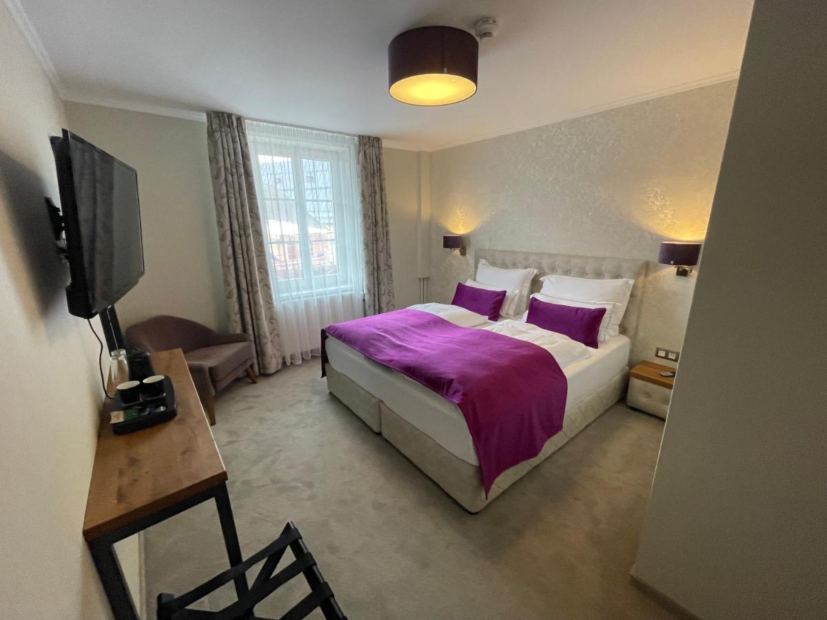 Hotel Radetzky Sankt Gilgen Buitenkant foto